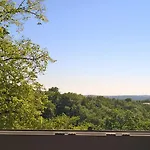 Bed & Breakfast Maison Les Fraysses 3*