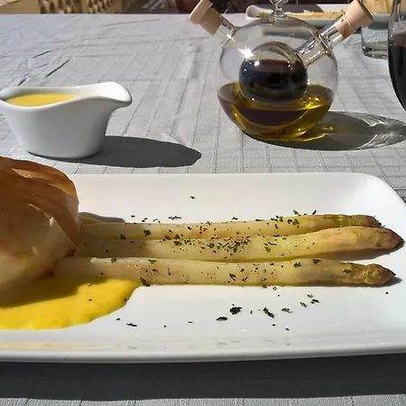 Maison Les Fraysses Nocleg ze śniadaniem 3*