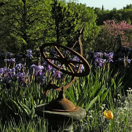 Nocleg ze śniadaniem Maison Les Fraysses 3*