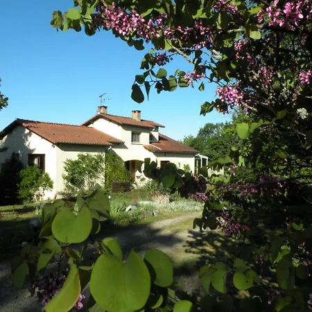 Maison Les Fraysses Bed & Breakfast *