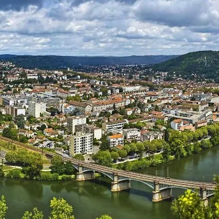 Nocleg ze śniadaniem Maison Les Fraysses 3*