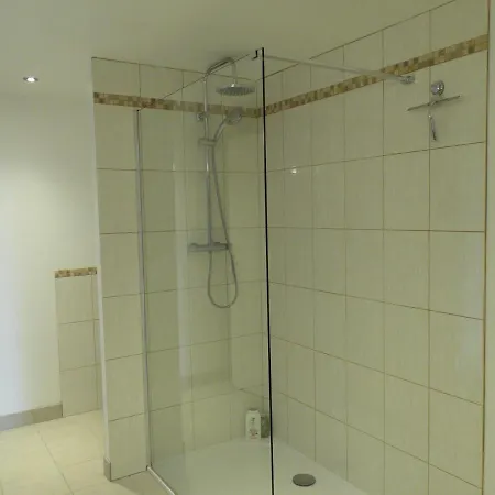 فندق مبيت وإفطار Maison Les Fraysses 3*