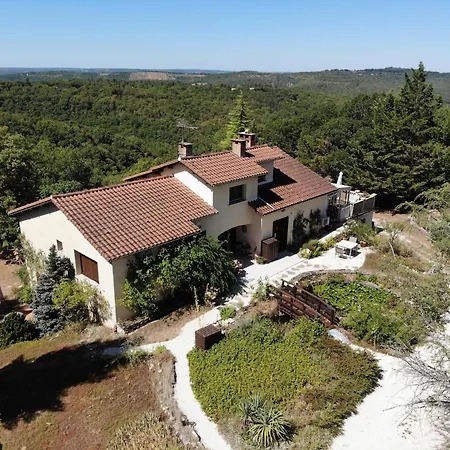 Maison Les Fraysses Couette-café 3*