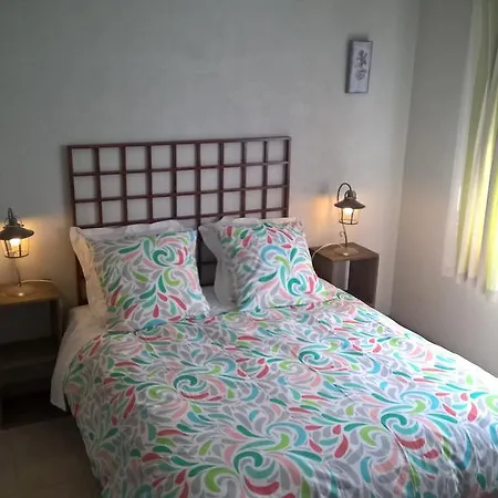فندق مبيت وإفطار Maison Les Fraysses 3*