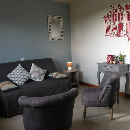 Couette-café Maison Les Fraysses 3*